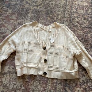 Cropped sweater cardigan